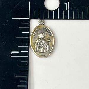 Patron Saint Teresa Italian Medal Pendant Charm Catholic Religious Sacred Vtg
